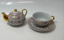 Load image into Gallery viewer, Set Of 3 Pieces Sorelle Multicolor Printed Fine Porcelain Teapot Cup &amp; Saucer
