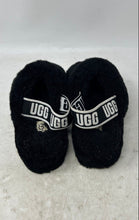 Load image into Gallery viewer, UGG Womens Fluff Yeah Black Slip-On Open Toe Flat Slide Sandals Size 6
