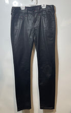 Load image into Gallery viewer, True Religion Rocco Mens Black Coated Denim Relaxed Fit Skinny Leg Jeans Size 30
