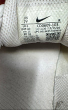 Load image into Gallery viewer, Nike Boys Air Max Plus CD0609-103 White Lace-Up Low Top Sneakers Shoes Size 7Y
