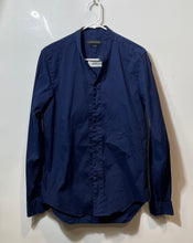 Load image into Gallery viewer, Zara Mens Dark Blue Long Sleeve Collared Button-Up Shirt Size Medium
