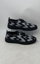 Load image into Gallery viewer, Giorgio Brutini Mens Memory Foam Wahiberg Black White Sneaker Shoes Size 10.5M
