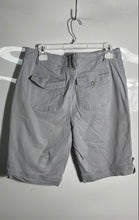 Load image into Gallery viewer, Gloria Vanderbilt Womens Gray Regular-Fit Utility Bermuda Shorts Size 10
