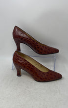 Load image into Gallery viewer, Evan Picone Womens Brown Animal Print Almond Toe Slip-On Pump Heels Size 8 M
