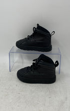 Load image into Gallery viewer, Nike Kids Woodside 2 ACG 524874-001 Black Lace-Up Hiking Shoes Size 7C
