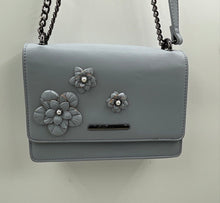 Load image into Gallery viewer, Aldo Womens Light Blue Floral Applique Inner Pocket Chain Strap Crossbody Purse
