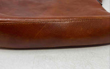 Load image into Gallery viewer, Firenze Womens Brown Leather Inner Pocket Adjustable Strap Crossbody Bag
