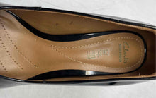 Load image into Gallery viewer, Clarks Womens Brier Dolly Black Patent Leather Slip-On Pump Heels Size 8 M
