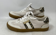 Load image into Gallery viewer, G By Guess Los Angeles Womens White Brown Round Toe Lace-Up Sneakers Shoes Sz 9

