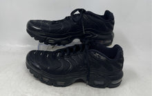 Load image into Gallery viewer, Nike Kids Air Max Plus Black Lace-Up Low Top Round Toe Sneaker Shoes Size 7Y
