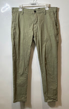 Load image into Gallery viewer, Zara Mens Green Flat Front Pockets Regular Fit Straight Leg Chino Pants Size 36
