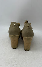 Load image into Gallery viewer, Michael Kors Womens Beige Open Toe Espadrilles Sandals Size 8.5M
