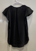 Load image into Gallery viewer, H&amp;M Womens Black Short Flutter Sleeve V-Neck Regular Fit Blouse Top Size 4
