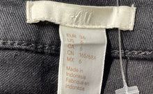 Load image into Gallery viewer, H&amp;M Womens Black Denim Flat Front Button Belt Loops Hot Pants Shorts Size 6
