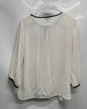 Load image into Gallery viewer, The Limited Womens Off White Black 3/4 Sleeve Round Neck Blouse Top Size MP
