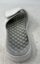Load image into Gallery viewer, Under Armour Mens Ignite Pro 8 6000337-101 White Slip-On Slide Sandals Size 11
