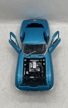 Load image into Gallery viewer, Maisto Blue 1965 Chevrolet Corvette Scale 1:18 Die-Cast Collector Model Car

