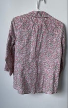 Load image into Gallery viewer, St. John's Bay Womens Pink Floral Long Sleeve Collared Button-Up Shirt Size S
