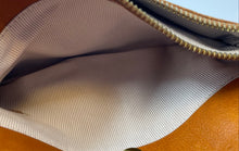 Load image into Gallery viewer, Margot Womens Brown Leather Inner Pocket Adjustable Strap Crossbody Bag
