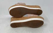 Load image into Gallery viewer, Michael Kors Womens Warren Beige Light Pink &amp; White Platform Slide Sandals Sz 7M
