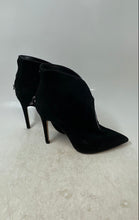 Load image into Gallery viewer, Jessica Simpson Womens Black Suede Pointed Toe Back Zip Ankle Booties Size 7.5 M

