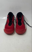 Load image into Gallery viewer, Nike Boys Team Hustle D 10 Red Lace-Up Low Top Basketball Shoes Size 4.5Y
