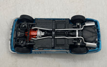 Load image into Gallery viewer, Maisto Blue 1965 Chevrolet Corvette Scale 1:18 Die-Cast Collector Model Car
