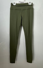 Load image into Gallery viewer, Alo Womens Green Softsculpt Elastic Waist Activewear Compression Leggings Sz XS
