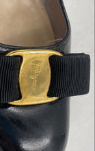 Load image into Gallery viewer, Authentic Salvatore Ferragamo Womens Black Block Pump Heels Size 7.5 2A Damaged
