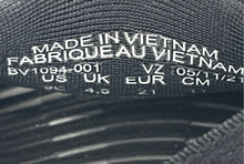 Load image into Gallery viewer, Nike Toddler Boys Kawa BV1094-001 Black Open Toe Slip-On Slide Sandals Size 5C

