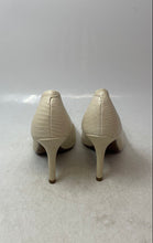 Load image into Gallery viewer, Vizzano Womens Pelica Beige Leather Pointed Toe High Stiletto Pump Heels Size 5
