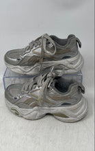Load image into Gallery viewer, Reebok Kids Royal Charge Y2K Gray Lace-Up Low Top Sneaker Shoes Size 11K
