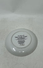 Load image into Gallery viewer, M.J. Hummel Apple Tree Boy And Girl Little Companions Round Collector Plate
