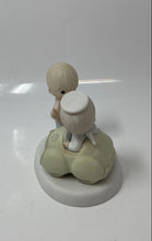 Load image into Gallery viewer, 1991 Precious Moments 525979 Going Home Decorative Figurine By Samuel J. Butcher

