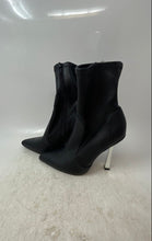 Load image into Gallery viewer, Steve Madden Womens Black Leather Pointed Toe High Stiletto Ankle Boots Size 7M
