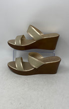 Load image into Gallery viewer, Comtesa Italian Shoemakers Womens Gold-Tone Wedge Heel Slide Sandals Size 11M
