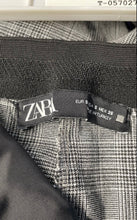 Load image into Gallery viewer, Zara Womens Gray Plaid Flat Front Slash Pocket Straight Leg Dress Pants Size S
