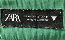Load image into Gallery viewer, Zara Womens Green Pleated Front Regular Fit Wide-Leg Trouser Pants Size XS
