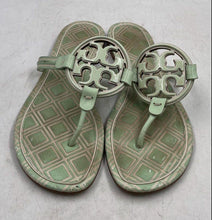 Load image into Gallery viewer, Authentic Tory Burch Womens Green Slip-On Thong Sandals Size 9M Damaged
