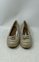 Load image into Gallery viewer, Timberland Womens Beige Leather Slip-On Wedge Pump Heels Size 11
