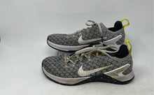 Load image into Gallery viewer, Nike Mens Metcon DSX Gray Black White Low Top Lace-Up Sneaker Shoes Size 8
