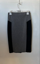 Load image into Gallery viewer, Express Womens Gray Black Colorblock Back Zip Straight &amp; Pencil Skirt Size 2

