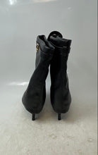 Load image into Gallery viewer, GBG Womens Black Leather Pointed Toe Pull-On Kitten Heel Ankle Booties Size 7
