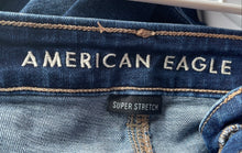 Load image into Gallery viewer, American Eagle Womens Blue Denim Super Stretch High-Rise Jegging Jeans Size 2
