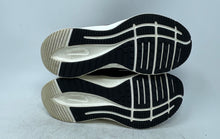Load image into Gallery viewer, Nike Womens Quest 4 Premium DA8723-001 White Black Running Shoes Size 8.5

