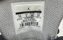 Load image into Gallery viewer, Authentic Nike Boys Jordan Dub Zero Black Gray Sneaker Shoes Size 7Y Stained
