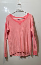 Load image into Gallery viewer, American Eagle Outfitters Womens Pink Long Sleeve Pullover Sweater Size M
