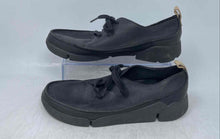 Load image into Gallery viewer, Clarks Womens Trigenic Tri-Clara Black Round Toe Lace-Up Sneaker Shoes Size 8 M
