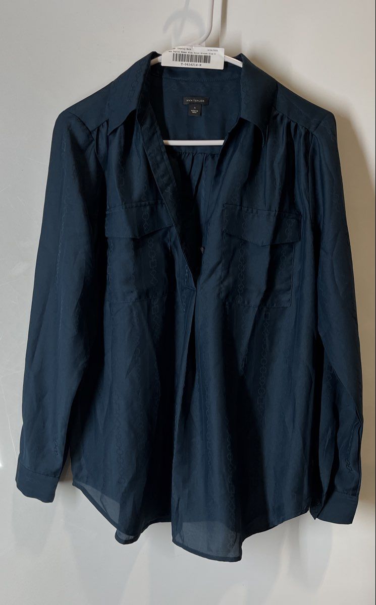 Ann Taylor Womens Blue Chain Print Long Sleeve Collared Camp Shirt Blouse Size S