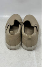 Load image into Gallery viewer, Banana Republic Mens Beige Leather Round Toe Slip-On Sneakers Shoes Size 11
